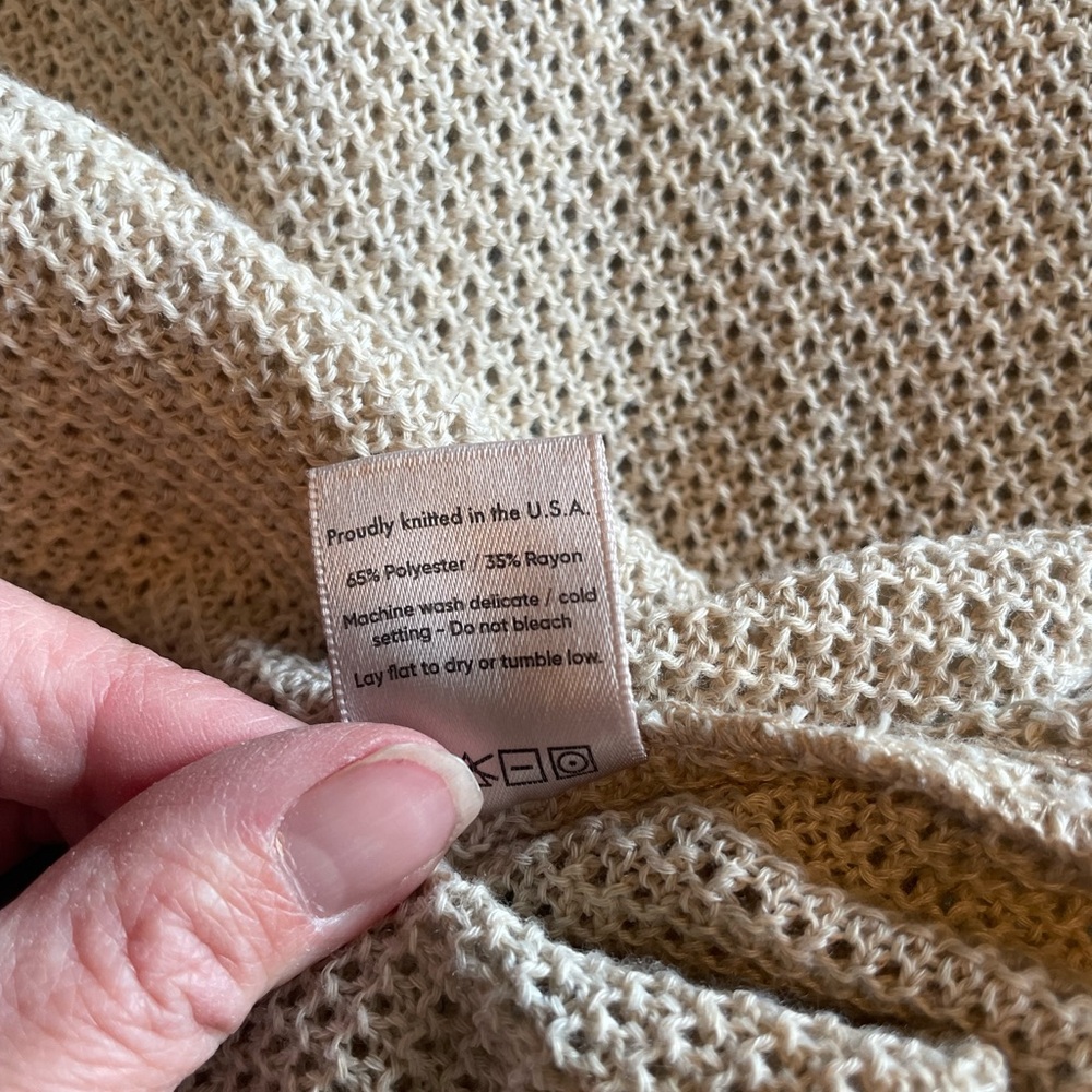 AMMA Cocoon Nursing Cover – Natural – 7-in-1 Multi-Use (Good Condition) - Picture 12 of 13